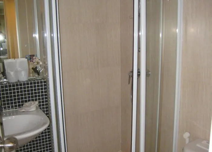 Aphrodite Värdshus 3*
