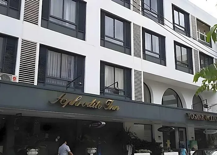 Aphrodite 3*